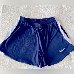 Women’s NEW Nike athletic shorts